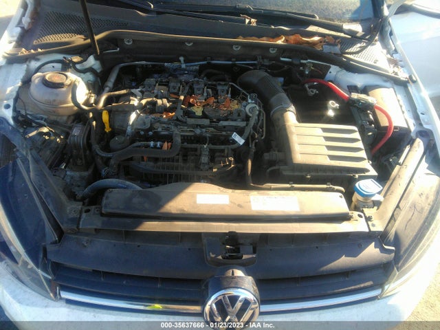 2018 Volkswagen Golf, VIN: 3VWG17AU6JM275860