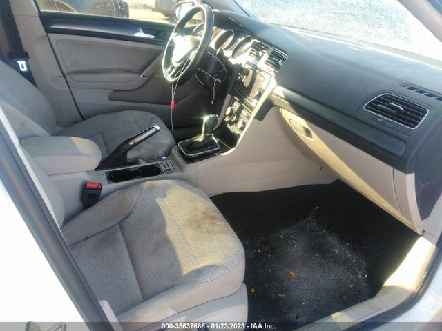 2018 Volkswagen Golf, VIN: 3VWG17AU6JM275860