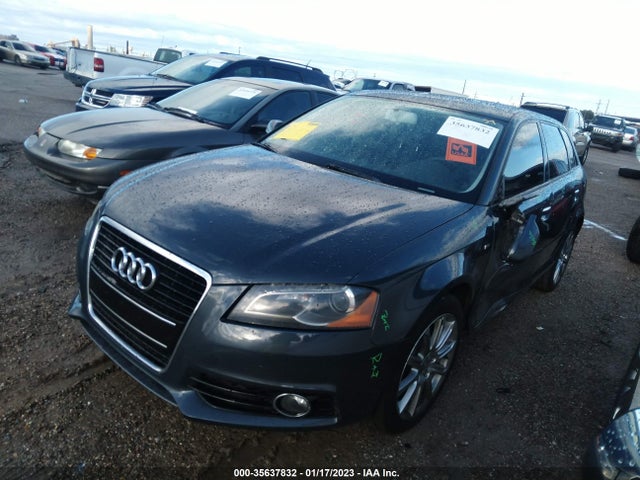 WAUKEAFM1CA028511 Audi A3 2.0t Premium Plus