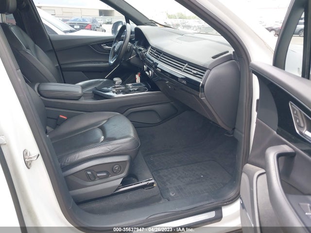 WA1VAAF74HD032705 Audi Q7 Prestige
