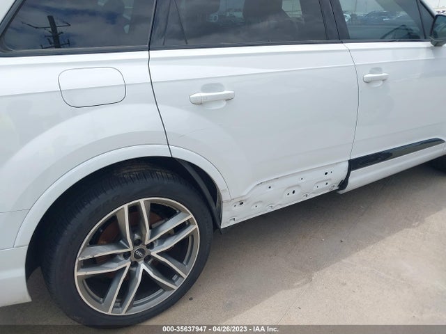 WA1VAAF74HD032705 Audi Q7 Prestige