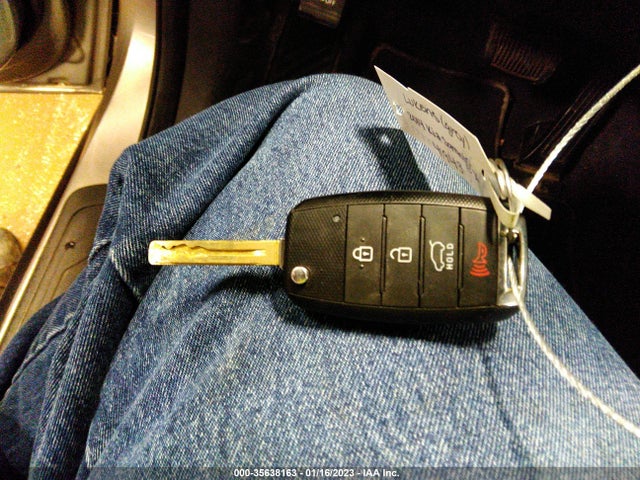 KIA SORENTO LX 2014 5XYKTCA68EG548673 Image 3