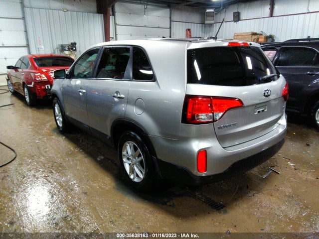 KIA SORENTO LX 2014 5XYKTCA68EG548673 Image 4