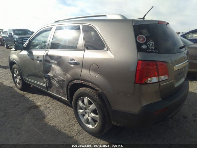 5XYKT3A67DG394617 KIA SORENTO LX