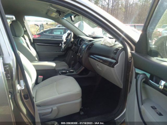 5XYKT3A67DG394617 KIA SORENTO LX