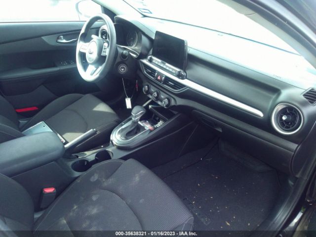 3KPF24AD5ME307058 KIA Forte Lxs