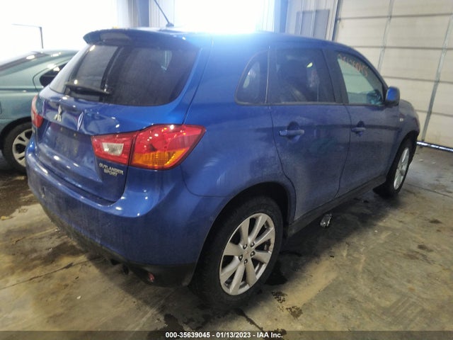 2015 MITSUBISHI OUTLANDER SPORT ES VIN: 4A4AP3AU8FE032167