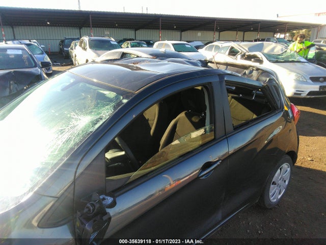 Chevrolet SPARK LS 2018 KL8CB6SAXJC423080 Image 7