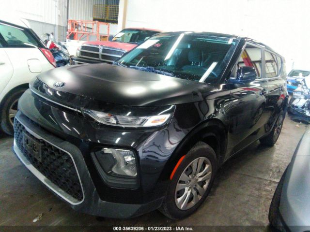 KNDJ23AU7L7022221 KIA SOUL LX
