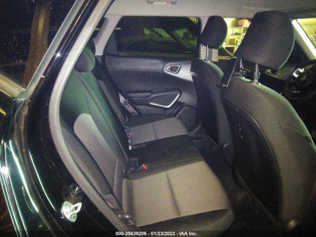 KNDJ23AU7L7022221 KIA SOUL LX