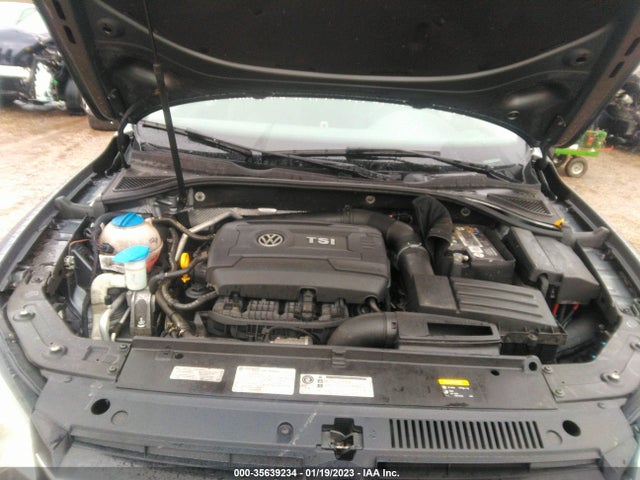 1VWBS7A31FC063150 Volkswagen Passat 1.8t Se W/sunroof & Nav