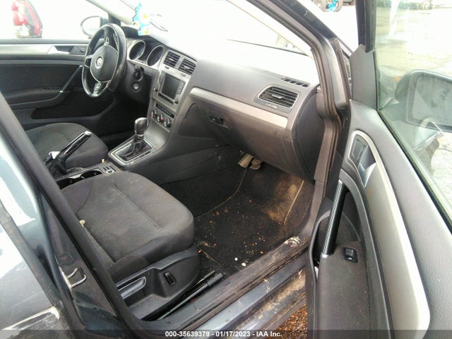 3VWC17AU5GM513186 Volkswagen Golf Sportwagen Tsi S