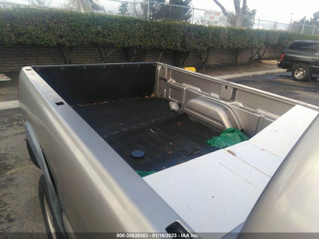 Chevrolet SILVERADO 2500HD 2001 1GCHC24U61Z269121 Image 9