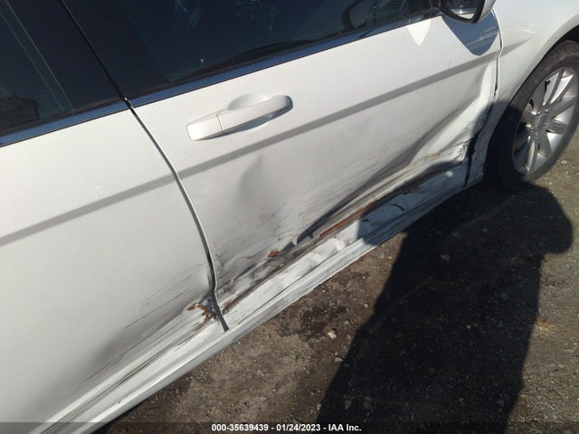 1C3BC1FB3BN624254 Chrysler 200 Touring