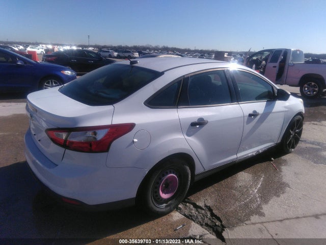2012 FORD FOCUS S VIN: 1FAHP3E29CL243244