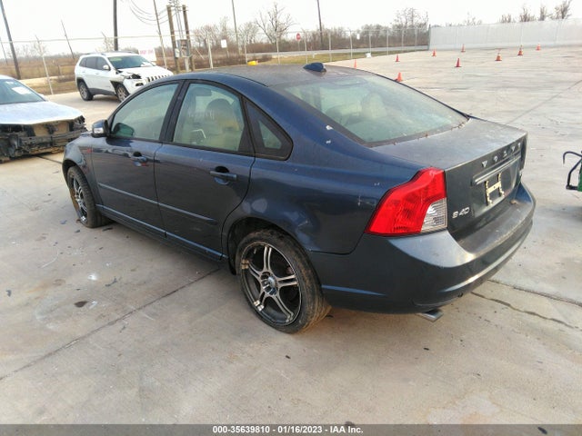 2011 VOLVO S40 VIN: YV1672MSXB2538882