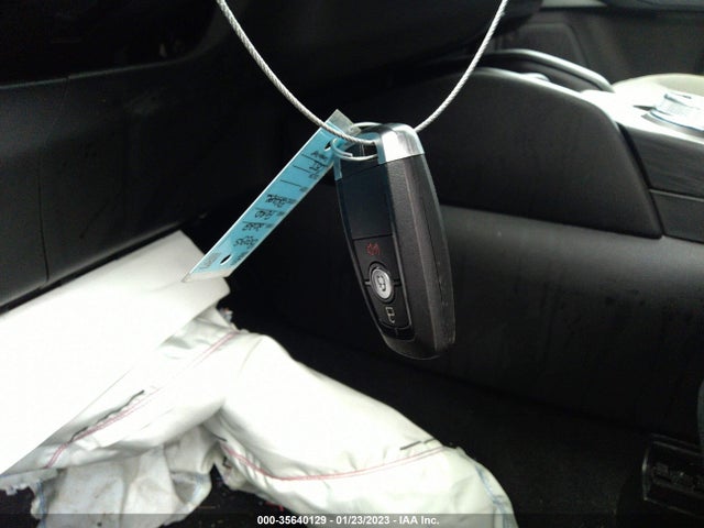 2022 Ford Escape, VIN: 1FMCU9G69NUA61276