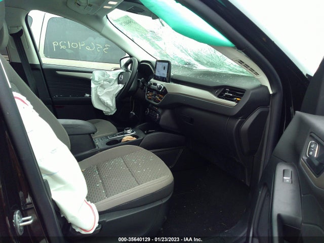 2022 Ford Escape, VIN: 1FMCU9G69NUA61276