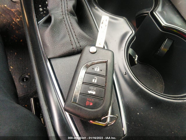 2020 Toyota Camry, VIN: 4T1G11AK5LU352551