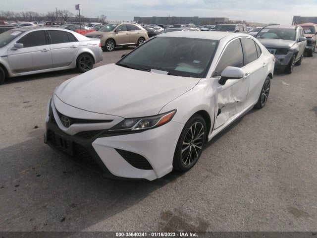 2020 Toyota Camry, VIN: 4T1G11AK5LU352551