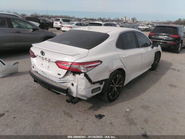 2020 Toyota Camry, VIN: 4T1G11AK5LU352551
