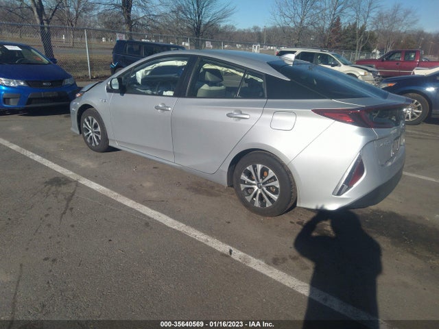 2022 Toyota Prius, VIN: JTDKAMFP2N3207755