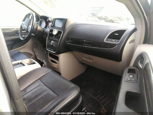 2C4RC1BG1GR268800 Chrysler Town & Country Touring