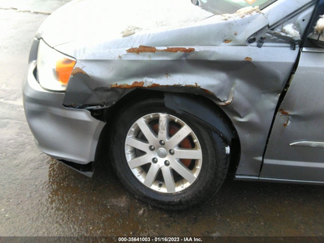 2C4RC1BG1GR268800 Chrysler Town & Country Touring