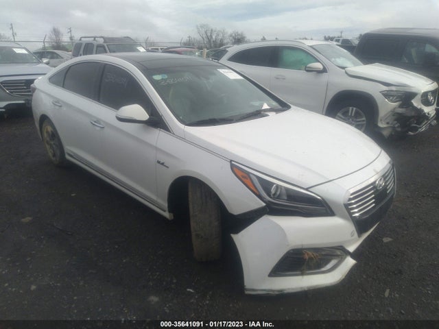2016 Hyundai Sonata, VIN: KMHE34L18GA034082
