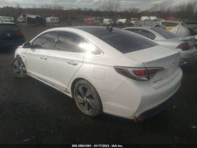 2016 Hyundai Sonata, VIN: KMHE34L18GA034082