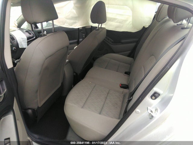 2015 KIA FORTE LX VIN: KNAFK4A64F5282019