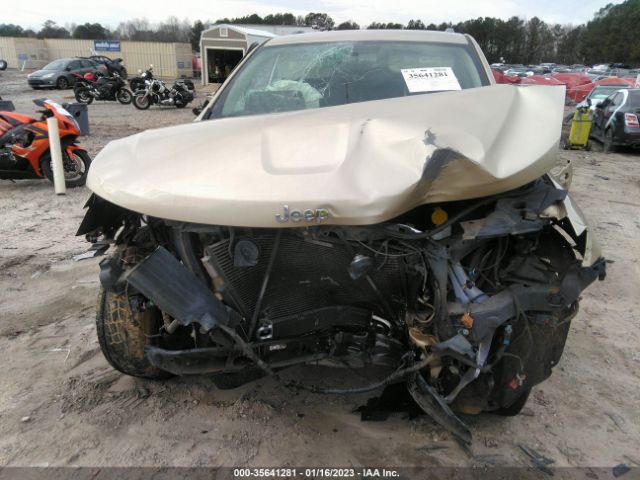 1C4RJEAGXCC150911 Jeep Grand Cherokee Laredo