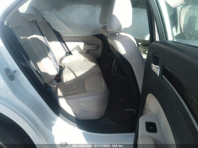 Chrysler 300 Limited 2018 2C3CCAEG3JH126841 Image 8