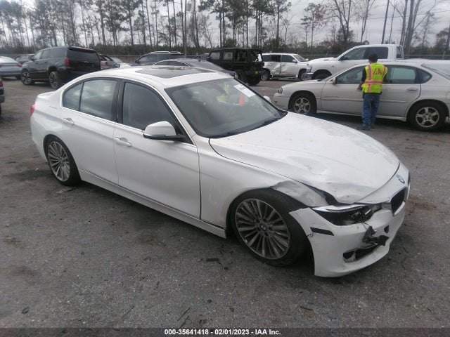 2013 WBA3A5C51DJ460733 main image