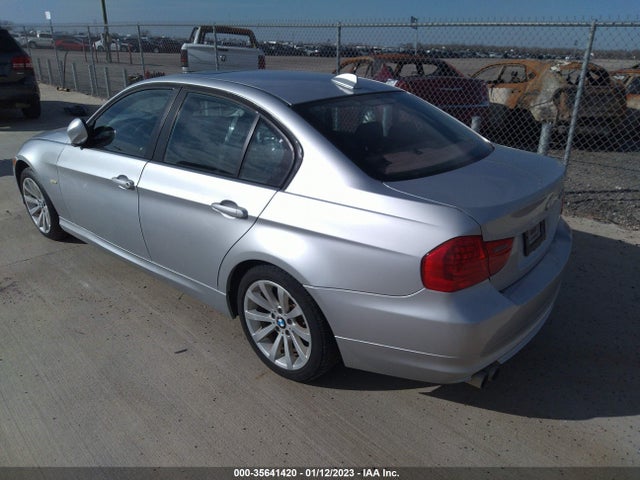 BMW 3 Series 328i 2011 WBAPH5G5XBNM78273 Image 4