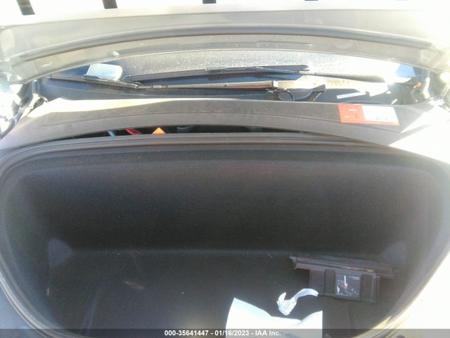 2017 Tesla Model X, VIN: 5YJXCDE27HF056831