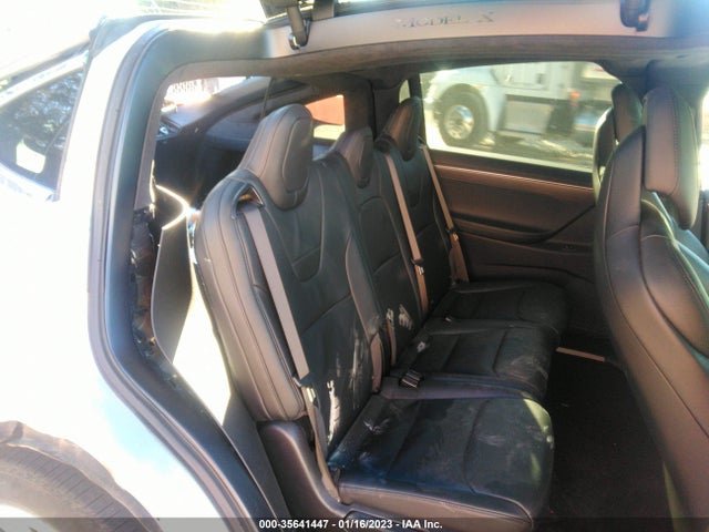 2017 Tesla Model X, VIN: 5YJXCDE27HF056831