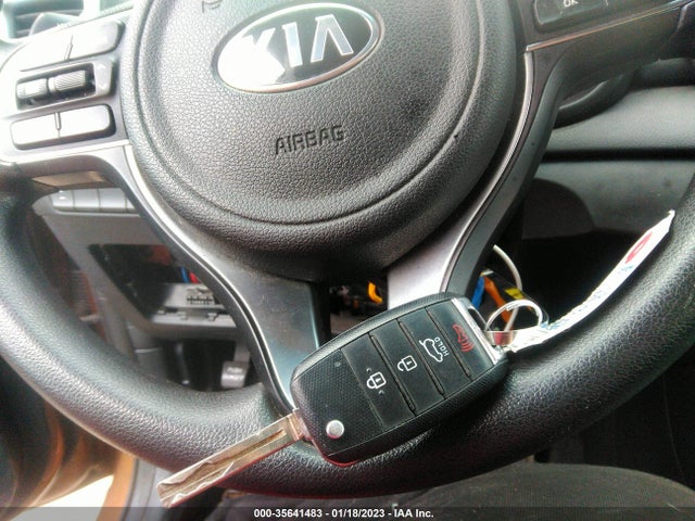 2017 Kia Sportage, VIN: KNDPMCAC8H7164810