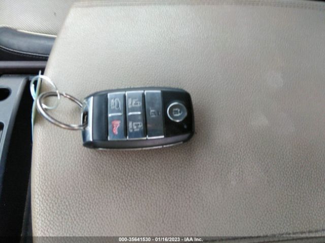 KNDME5C14H6271995 KIA Sedona Sx-l