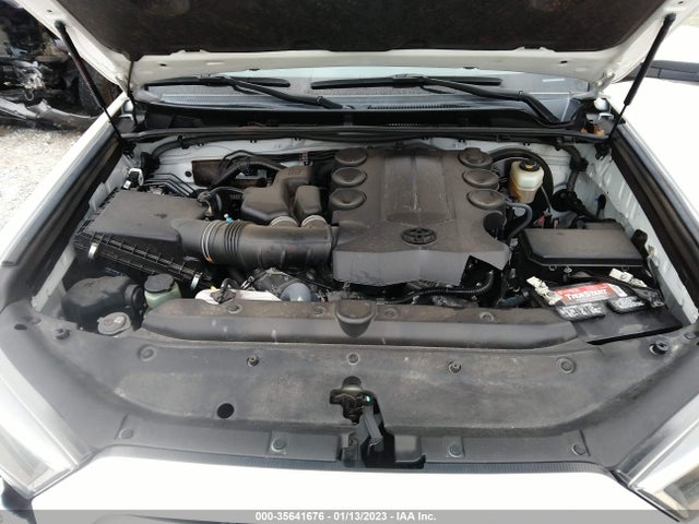 Toyota 4RUNNER SR5 2019 JTEZU5JR7K5194307 Image 11