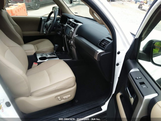 Toyota 4RUNNER SR5 2019 JTEZU5JR7K5194307 Image 6