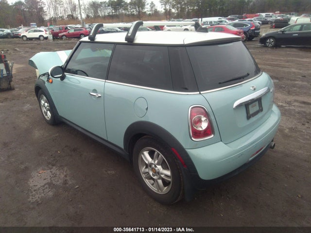 2013 MINI COOPER HARDTOP WMWSU3C56DT685113 Photo 2