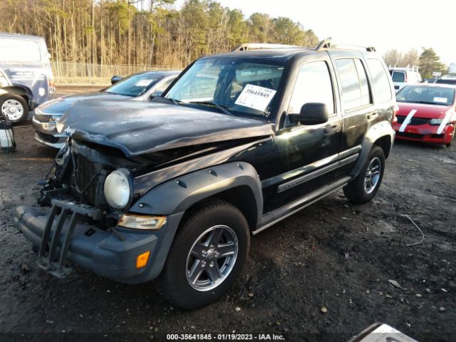 1J4GK38K35W600204 Jeep Liberty Renegade
