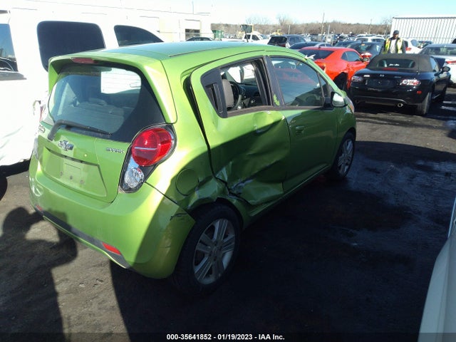 Chevrolet SPARK LS 2014 KL8CA6S90EC543887 Image 4