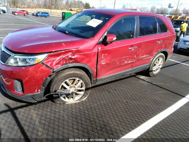 2015 KIA SORENTO LX VIN: 5XYKT3A6XFG658934