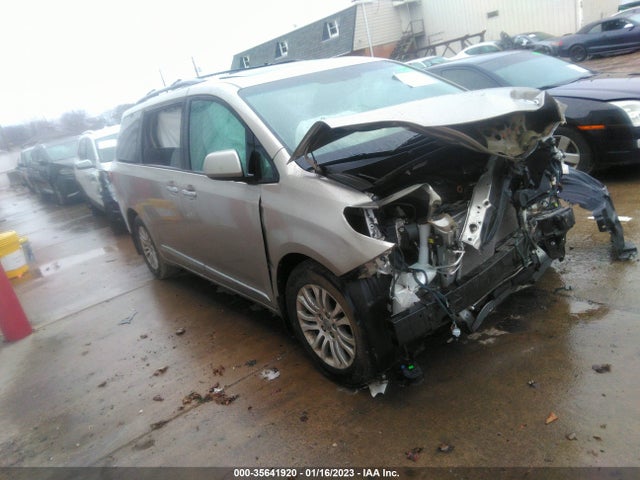 2017 Toyota Sienna, VIN: 5TDYZ3DC6HS887367