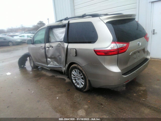 2017 Toyota Sienna, VIN: 5TDYZ3DC6HS887367