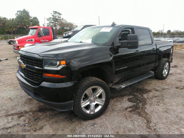 Chevrolet Silverado 1500 Custom 2018 3GCUKPEC8JG605923 Image 2