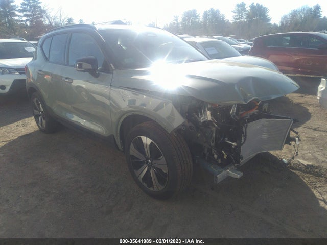 2023 Volvo XC40, VIN: YV4ED3UW7P2951236