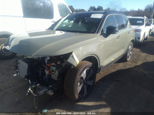 2023 Volvo XC40, VIN: YV4ED3UW7P2951236